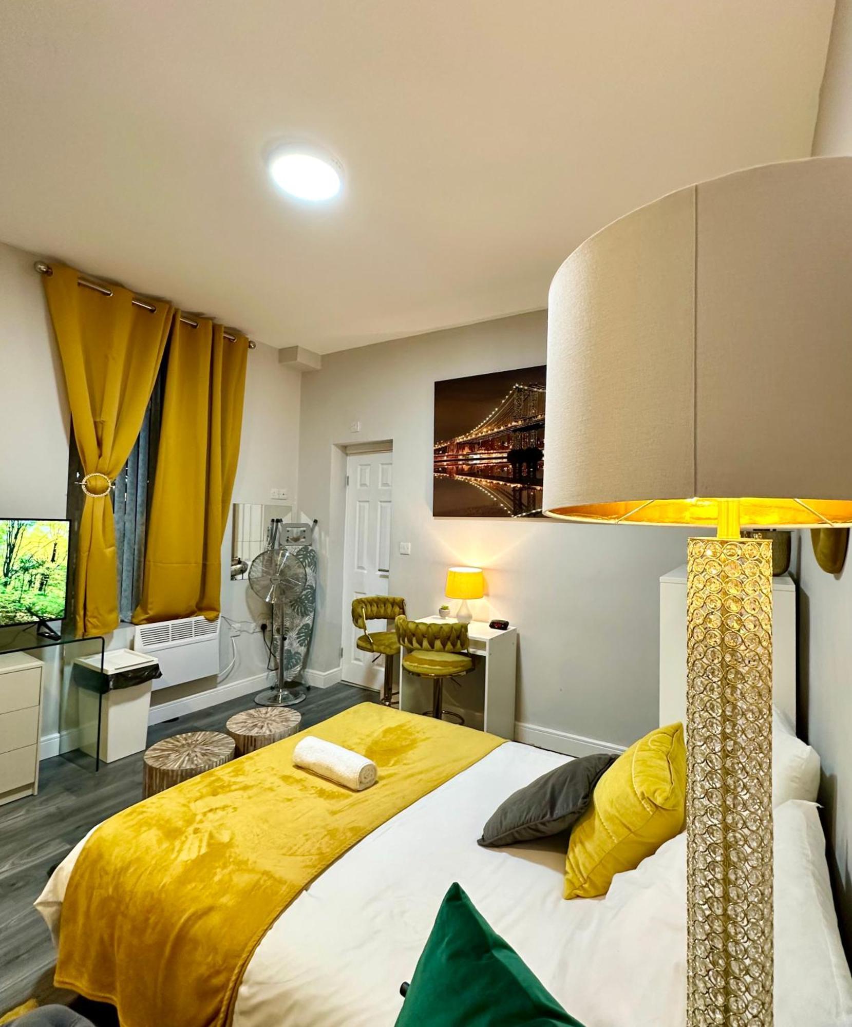 Private Luxurious City Studio-Daily,Weekly,Monthly 버밍엄 외부 사진